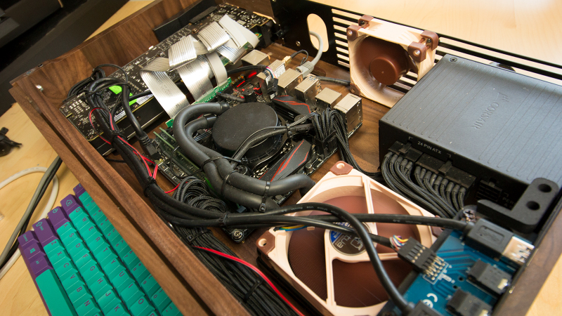 Illustration for article titled Volta V Wooden PC Review: An Heirloom Gaming Machine